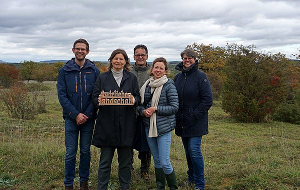 (v.l.n.r.): Stefan Reuter, (LPV Main-Spessart) Dr. Manuela Rottmann MdB, Hubert Marquart (Deutsche Landschaften GmbH), Lisa Berger (LPV Main-Spessart)und DVL-Landeskoordinatorin Beate Krettinger ©DVL