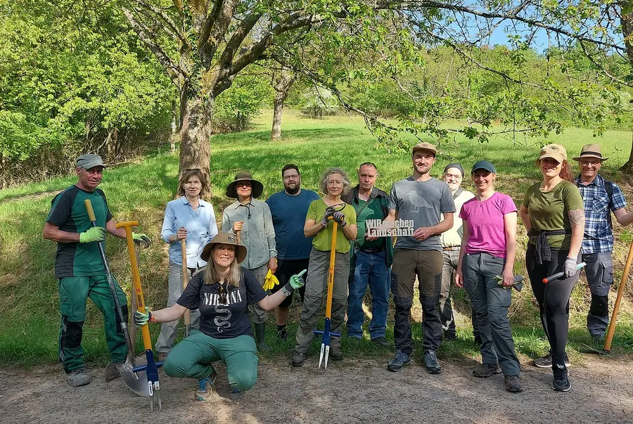 WIR machen Landschaft © Gruppenbild mit Schriftzug